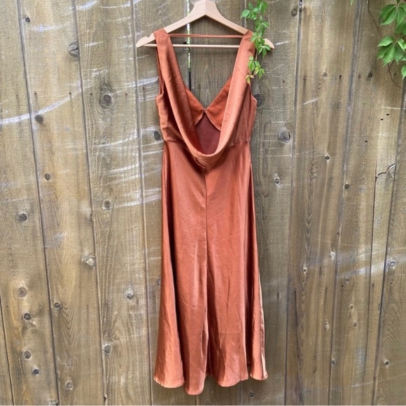 Copper Satin Cowl Back Midi Slip Dress 🌿 - Picture 11 of 14
